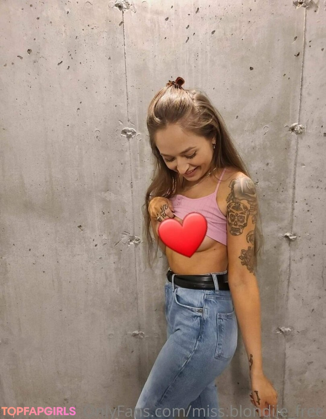 Foto di nudo di fuga di OnlyFans di Missblondiiefree #32 Foto di nudo di fuga di OnlyFans di Missblondiiefree #32