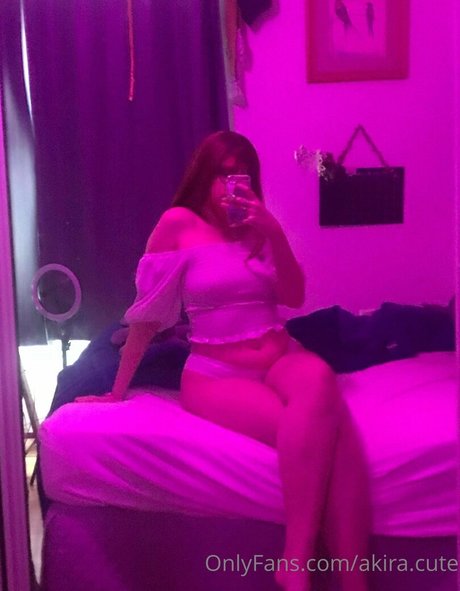 Foto di nudo di fuga di OnlyFans di Akiracute