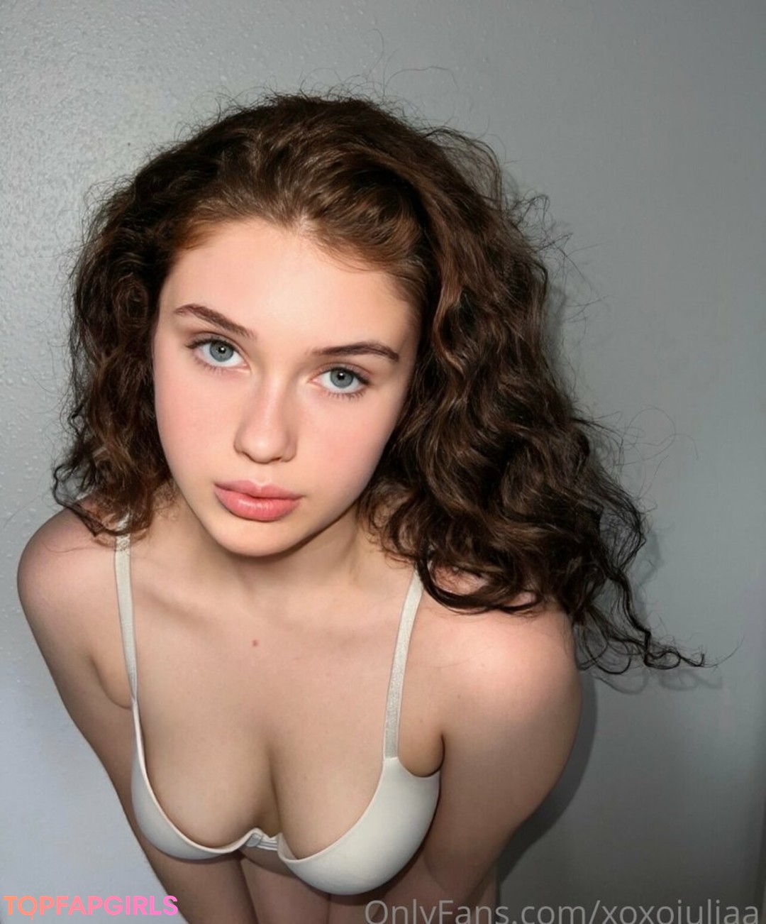 Foto di nudo di fuga di OnlyFans di Xoxojuliaa #14 Foto di nudo di fuga di OnlyFans di Xoxojuliaa #14