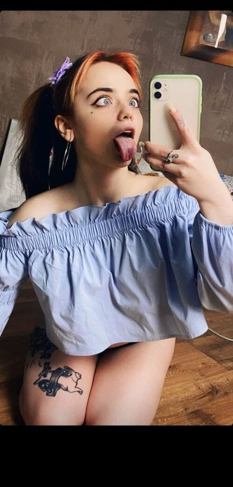 Foto di nudo di fuga di OnlyFans di Mooanna