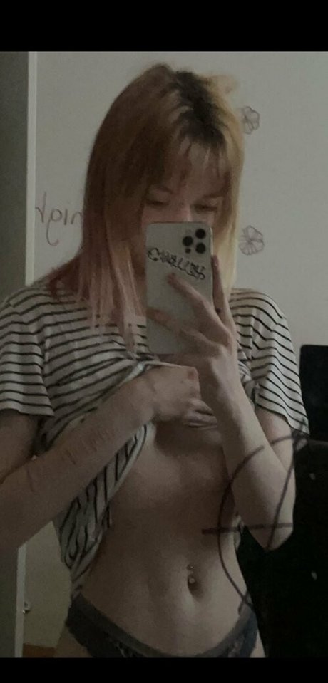 Foto di nudo di fuga di OnlyFans di Cutiepiesade