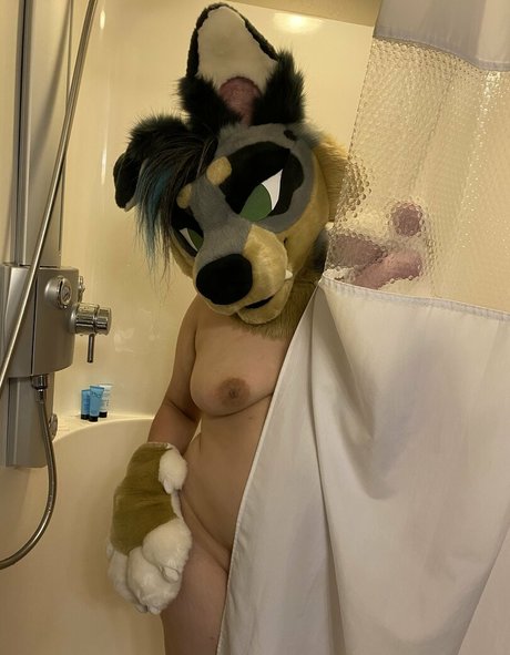 Foto di nudo di fuga di OnlyFans di Crownmutt