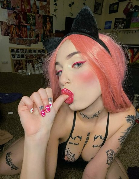 Foto di nudo di fuga di OnlyFans di Yungcakee