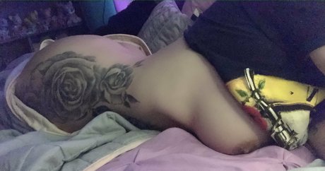 Foto di nudo di fuga di OnlyFans di Allisonsamaniego