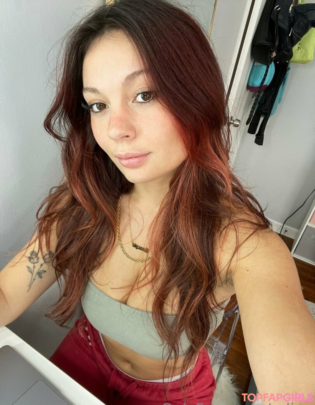 Foto di nudo di fuga di OnlyFans di Ginevra Pintor #3 Foto di nudo di fuga di OnlyFans di Ginevra Pintor #3
