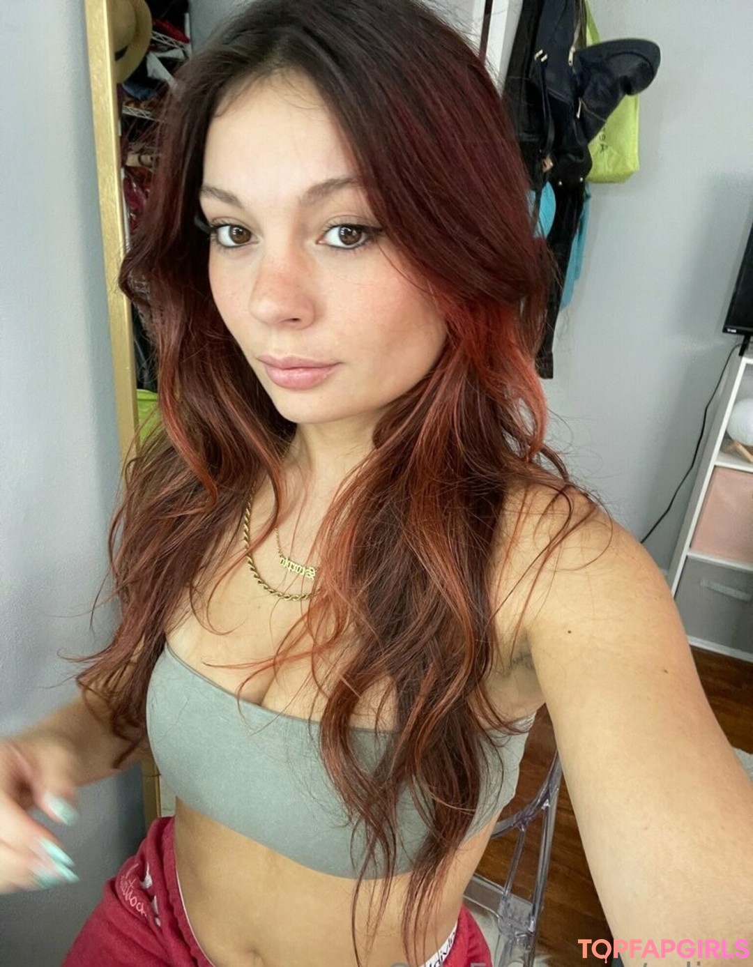 Foto di nudo di fuga di OnlyFans di Ginevra Pintor #4 Foto di nudo di fuga di OnlyFans di Ginevra Pintor #4