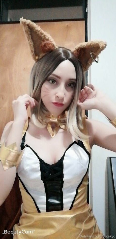 Foto di nudo di fuga di OnlyFans di Alicekyo
