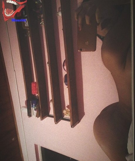 Foto di nudo di fuga di OnlyFans di Sofiaaleggree