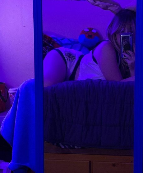 Foto di nudo di fuga di OnlyFans di Daisyy Mayyy