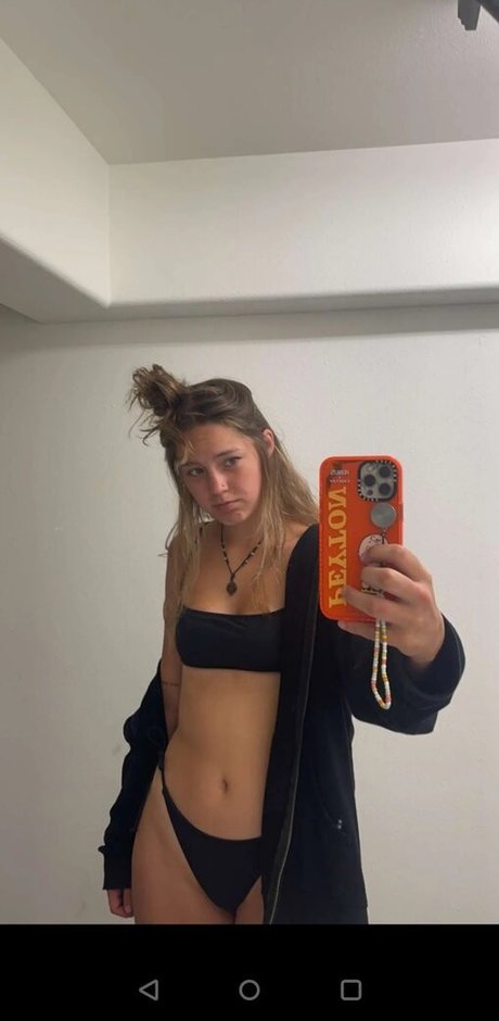 Foto di nudo di fuga di OnlyFans di Peyton Coffee