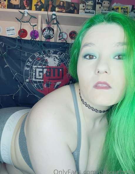 Pixxxiebelle