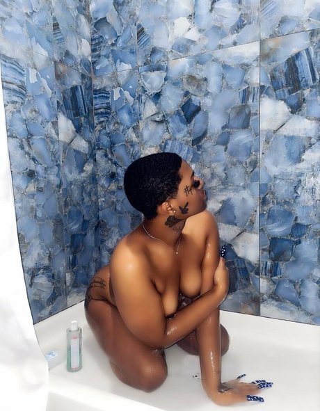 Foto di nudo di fuga di OnlyFans di Staydangerous44