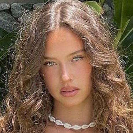 Isabella Mathers