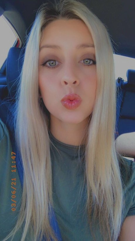 Foto di nudo di fuga di OnlyFans di Hannah Murrell