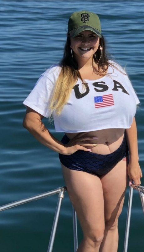 Alaura Grey