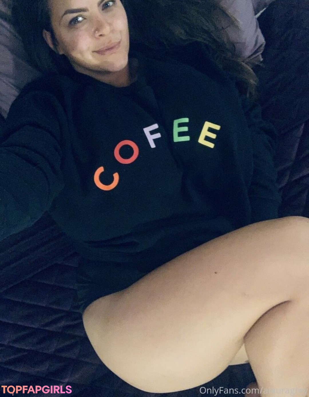 Foto di nudo di fuga di OnlyFans di Alaura Grey #424 Foto di nudo di fuga di OnlyFans di Alaura Grey #424
