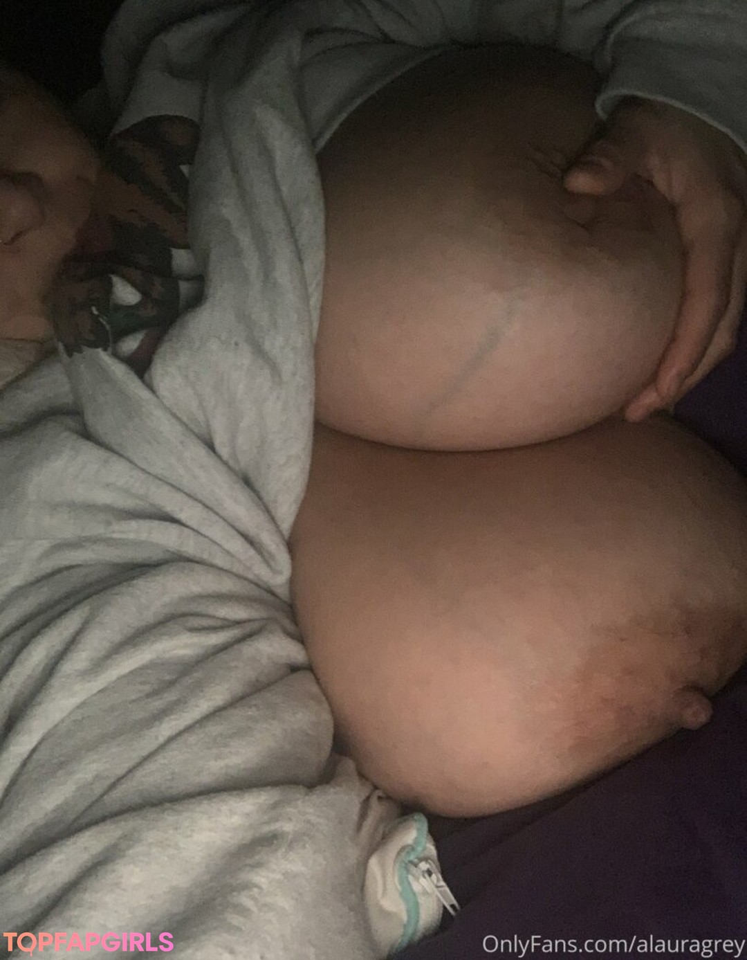 Foto di nudo di fuga di OnlyFans di Alaura Grey #499 Foto di nudo di fuga di OnlyFans di Alaura Grey #499