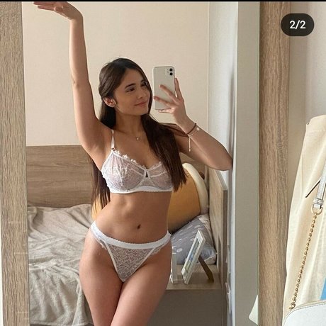 Foto di nudo di fuga di OnlyFans di Aaliyahdegracia