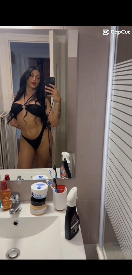 Alesandra Andrade