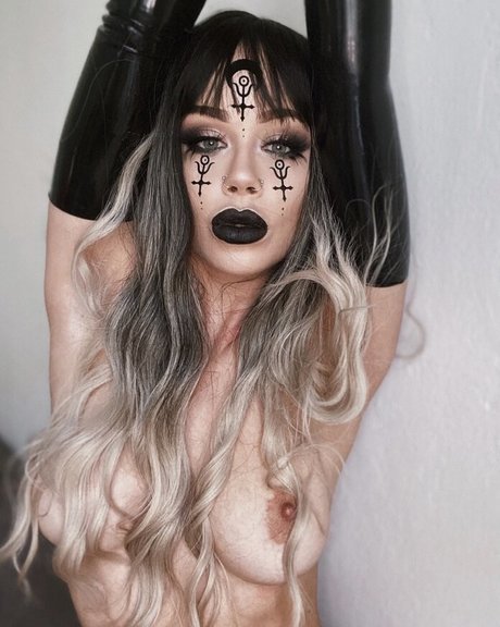 Foto di nudo di fuga di OnlyFans di Ophelia Overdose