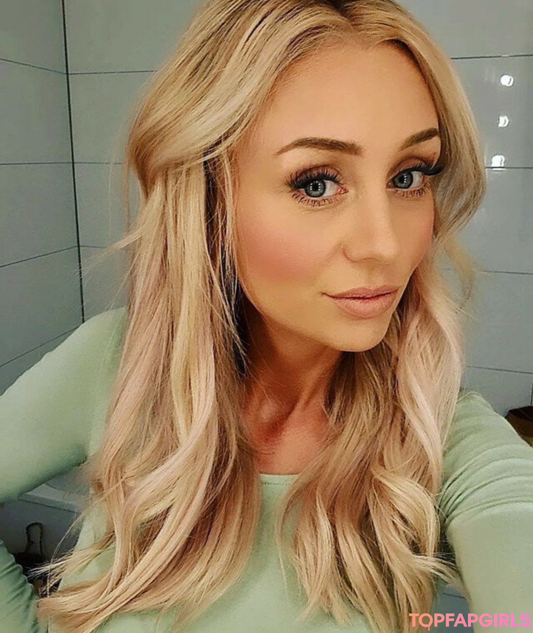 Foto di nudo di fuga di OnlyFans di Bertha Frieberg #5 Foto di nudo di fuga di OnlyFans di Bertha Frieberg #5