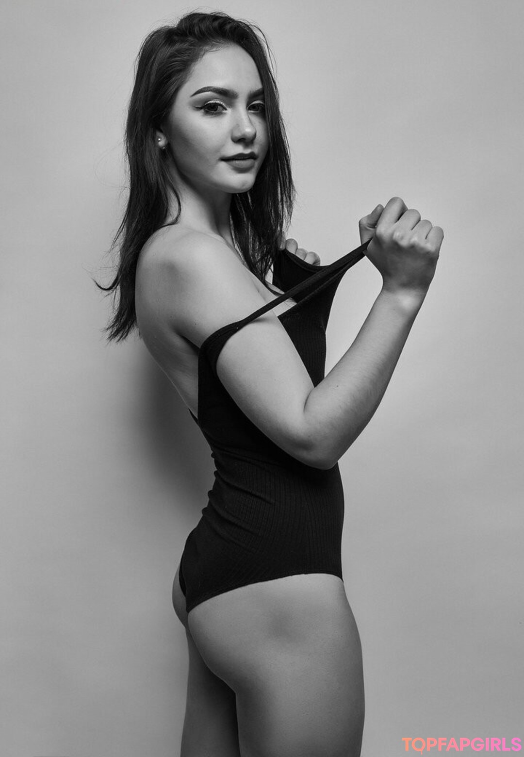 Foto di nudo di fuga di OnlyFans di Kristina Azaronak #47 Foto di nudo di fuga di OnlyFans di Kristina Azaronak #47
