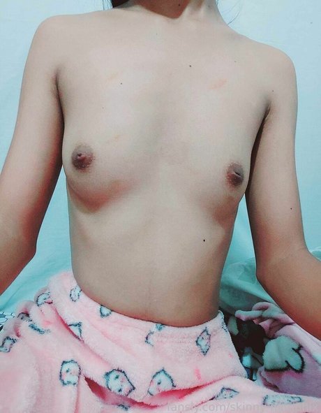 Foto di nudo di fuga di OnlyFans di Skinny Lala