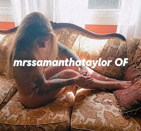 Foto di nudo di fuga di OnlyFans di Samantha Taylor