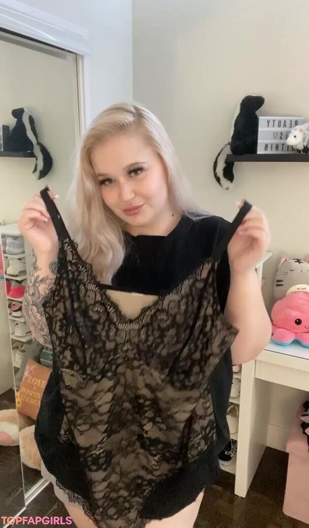 Foto di nudo di fuga di OnlyFans di Stacy #19 Foto di nudo di fuga di OnlyFans di Stacy #19