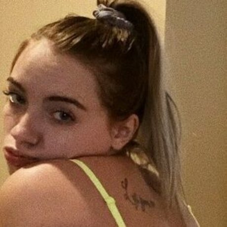 Foto di nudo di fuga di OnlyFans di Ofkennasoles