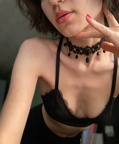 Adorable dina