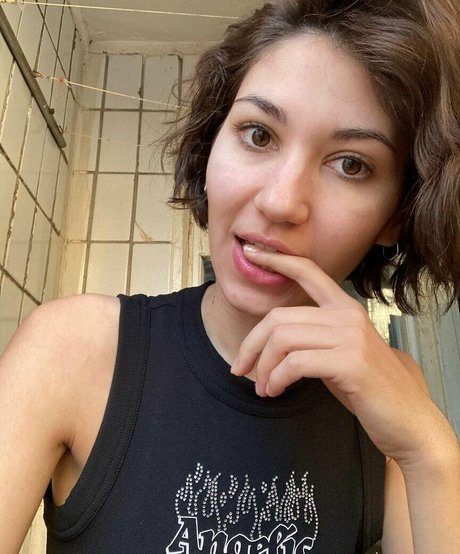 Foto di nudo di fuga di OnlyFans di Adorable Dina