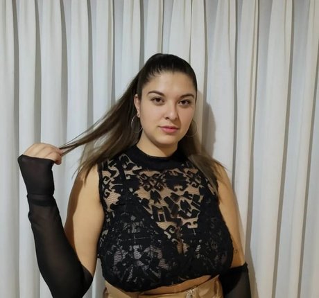 Foto di nudo di fuga di OnlyFans di Agustina Doffo