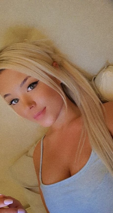 Foto di nudo di fuga di OnlyFans di Kimjade999