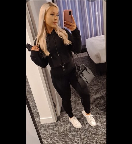 Foto di nudo di fuga di OnlyFans di Kimjade999