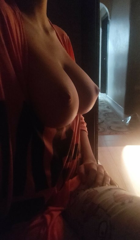 Foto di nudo di fuga di OnlyFans di Angelece