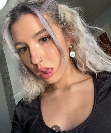 Foto di nudo di fuga di OnlyFans di Rubie