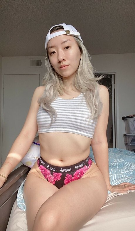 Foto di nudo di fuga di OnlyFans di Stella Chu