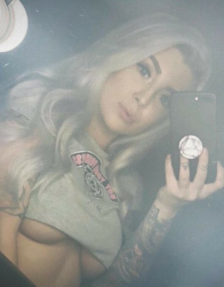 Foto di nudo di fuga di OnlyFans di Sj Valenz