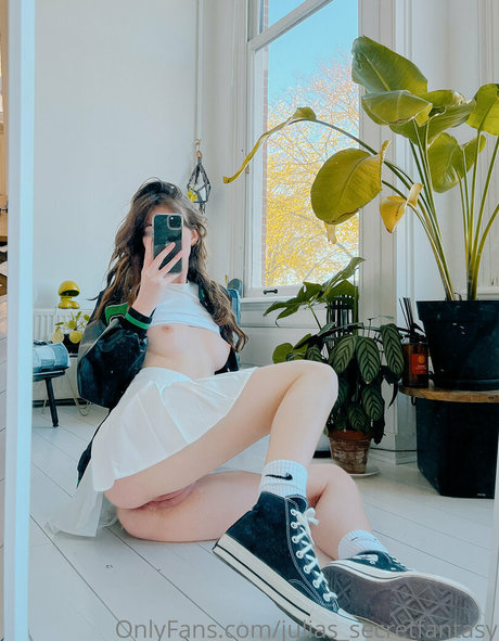 Foto di nudo di fuga di OnlyFans di Juliassecretfantasy