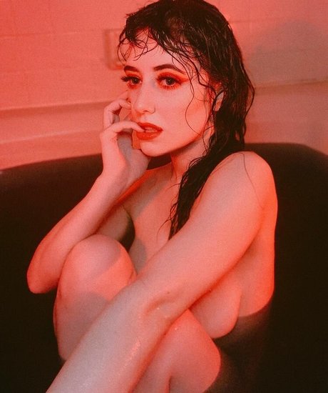 Lauren Van Lom