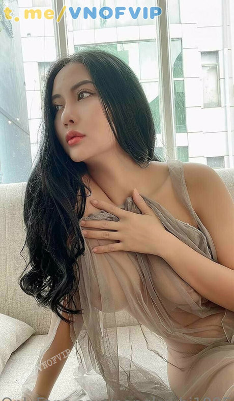 Foto di nudo di fuga di OnlyFans di Pong Kyubi