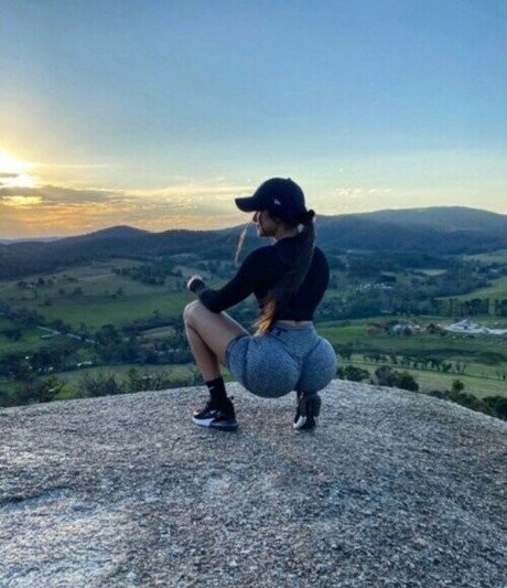 Foto di nudo di fuga di OnlyFans di Centriilivit