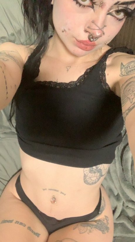 Foto di nudo di fuga di OnlyFans di Fvckd011