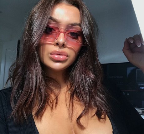 Foto di nudo di fuga di OnlyFans di Eleanor Evans