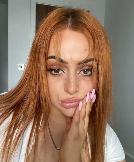 Foto di nudo di fuga di OnlyFans di Eleanor Evans