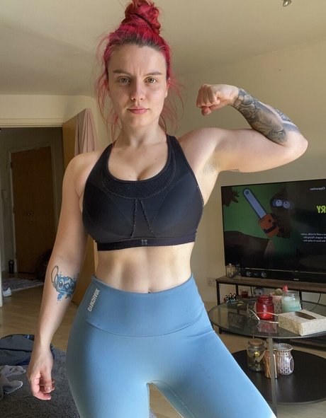 Foto di nudo di fuga di OnlyFans di Scottish Chloe