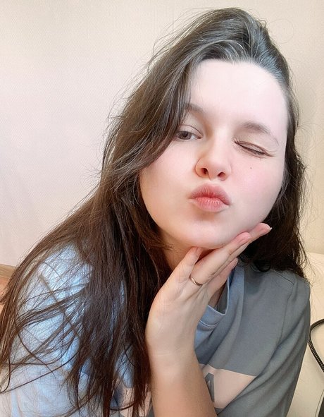 Foto di nudo di fuga di OnlyFans di Minty Miyako