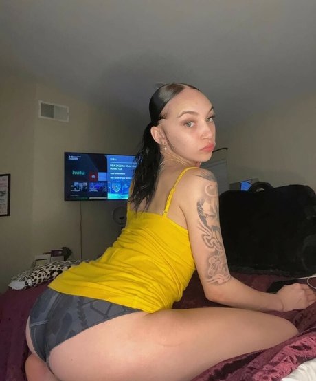 Foto di nudo di fuga di OnlyFans di Therealjaasrenee