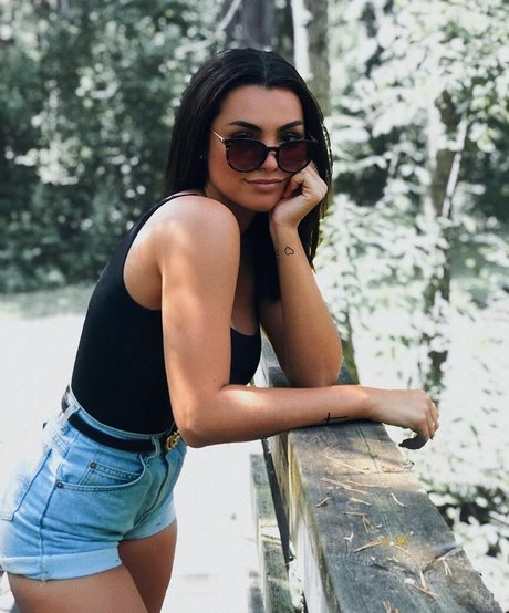 Kylie Manue